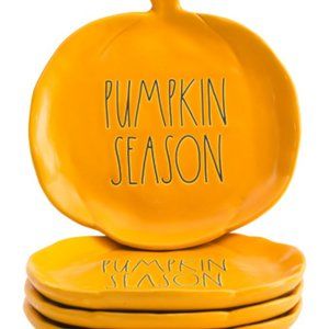 NIB Set of 4 Rae Dunn Pumpkin Season Figural Plates